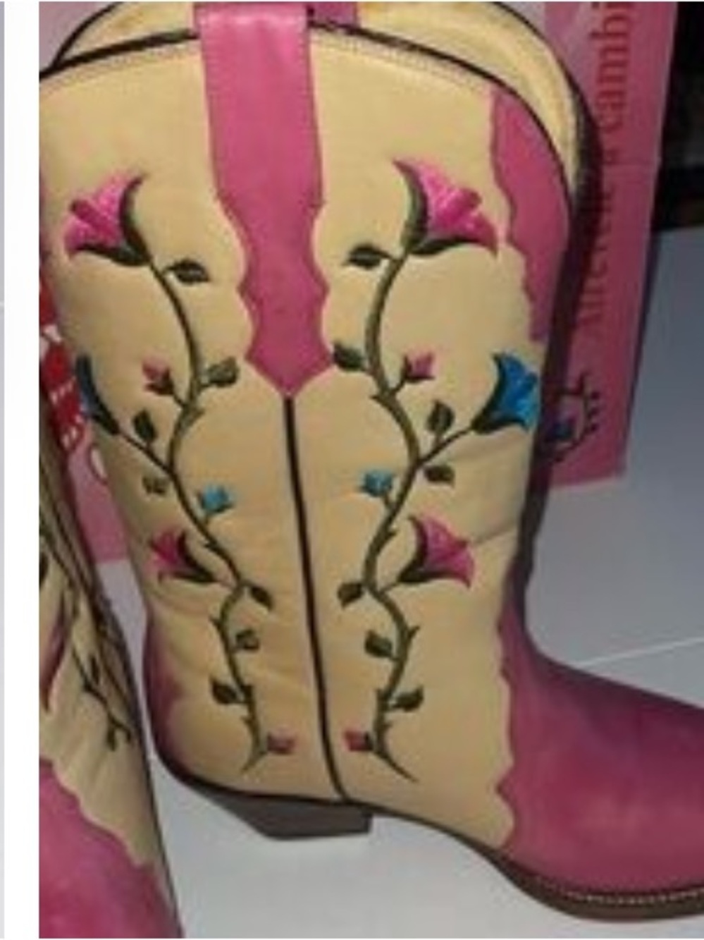 Gorgeous Rudel Rodeo Flower Embroidered Cowboy Boots Womens US 7.5 E. With box